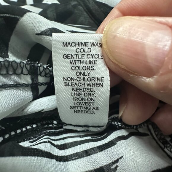 Cato Womens Black & White Abstract Print Sheer Tunic Top With Ruched Sleeves & A - Picture 3 of 7